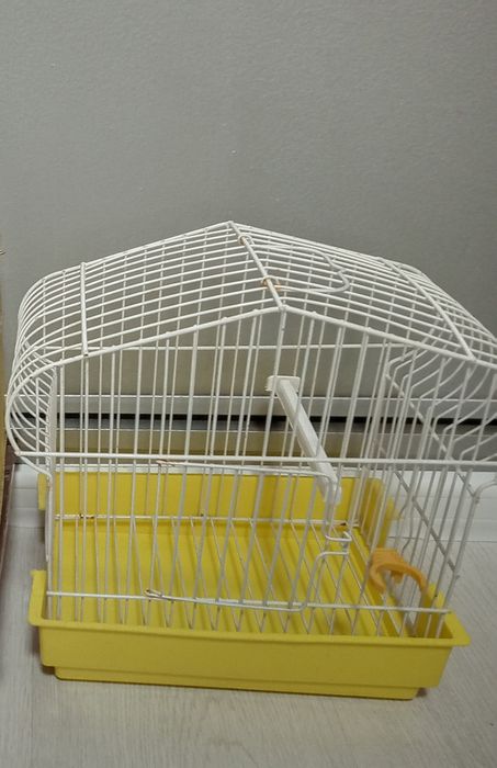 Продам клітку для папуг як нова