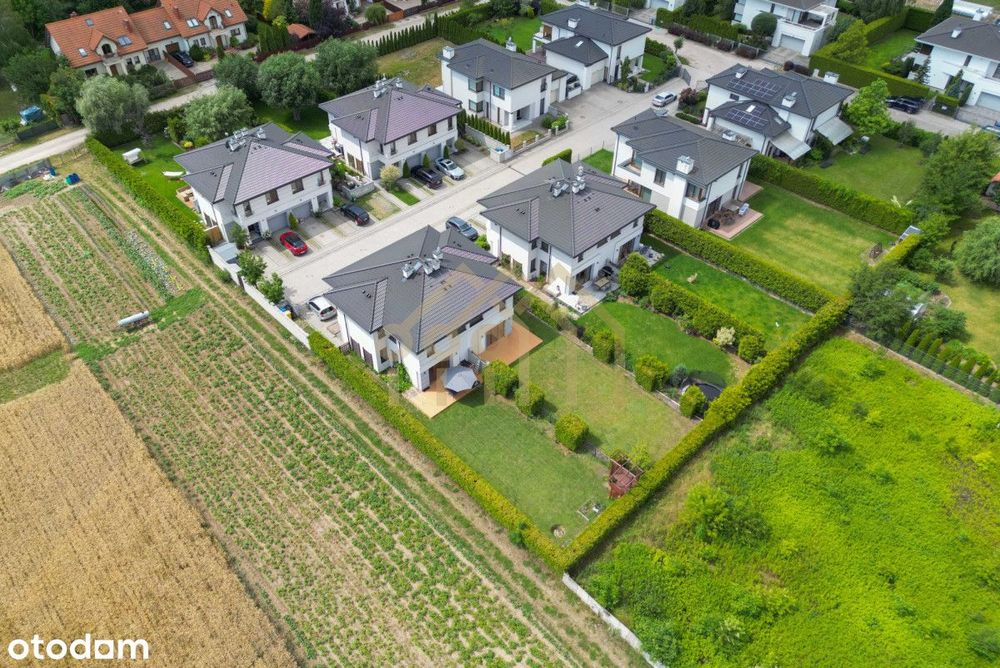 Rodzinny dom/ Łomianki/ Warszawa