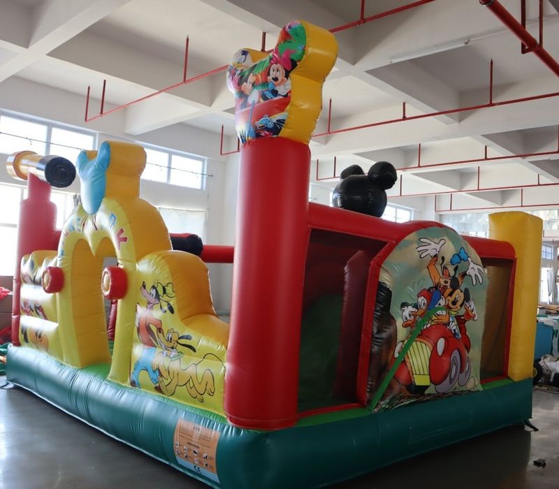 Vendo insuflável novo + motor