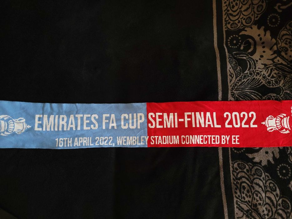 Футбольный шарф Манчестер сити vs Ливерпуль