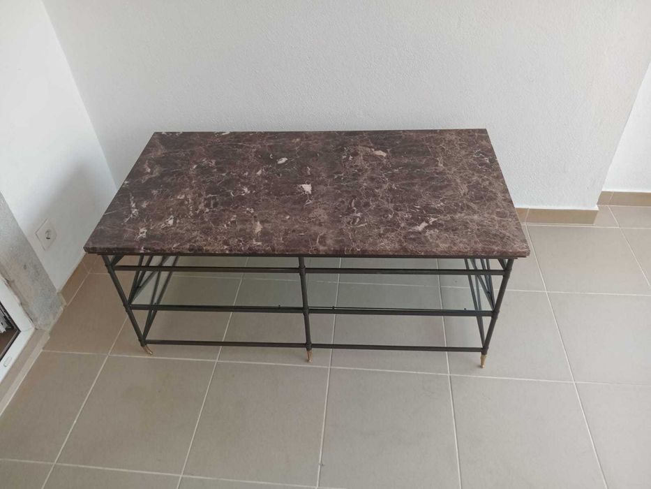 Mesa em Mármore Moderna