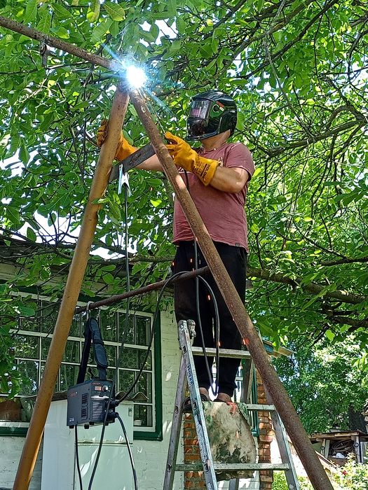 Сварщик Зварювальник