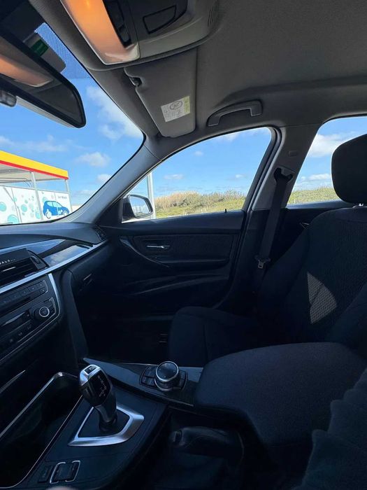 BMW Série 3 - Linha Luxury
