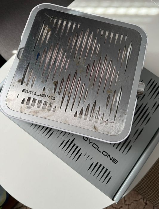 Продаю витяжку CYCLONE