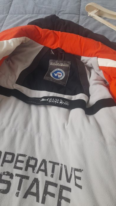 Fato de ski  Napapiri com luvas e gorro NOVO