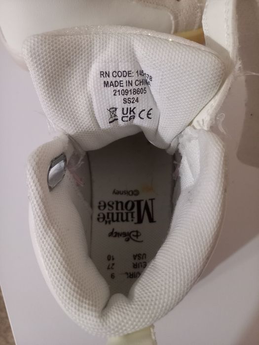 Высокие кроссовки Disney 27 р