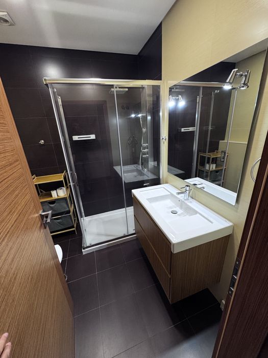 Aluga-se T2 semi-mobilado