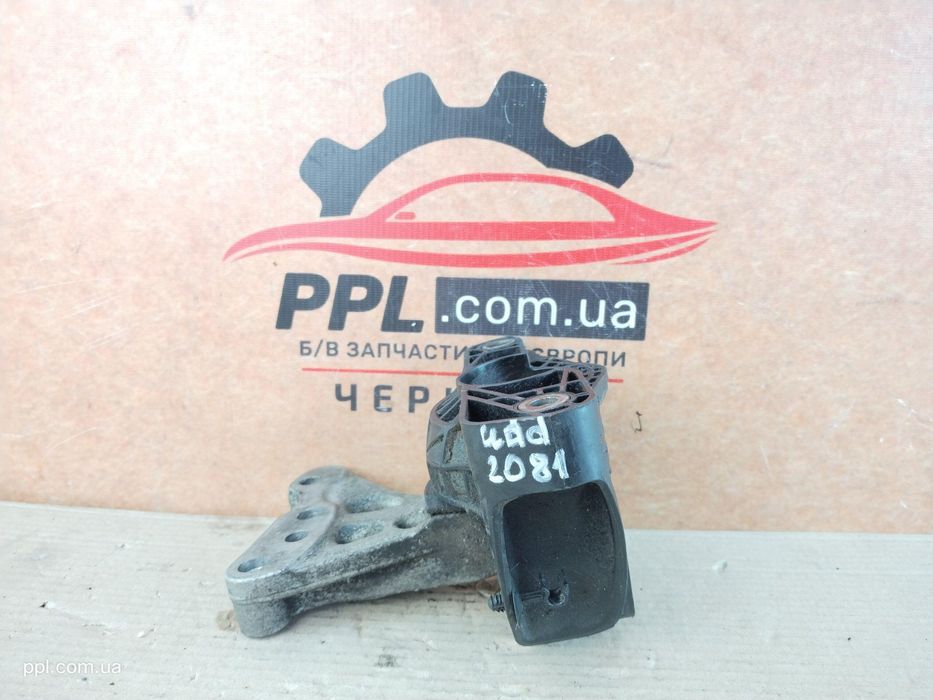 Peugeot 208 12-19 1.2 VTI С3 Подушка двигателя опора лапа 9675780580