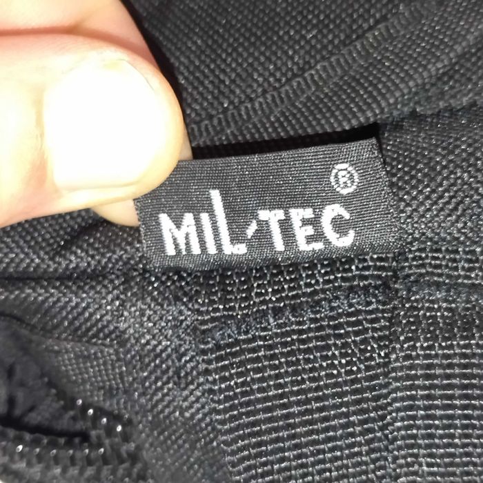 Тактическая бананка Mil-Tec с чехлом для рации (телефона), Германия