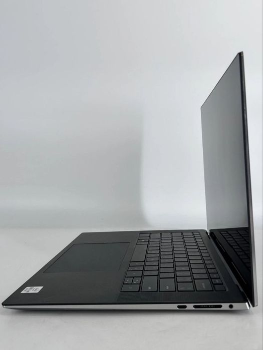 DELL Precision 5550 (i7-10875H - 16-32GB - 512GB - NVIDIA T1000 - 4GB) - ИДЕАЛ !