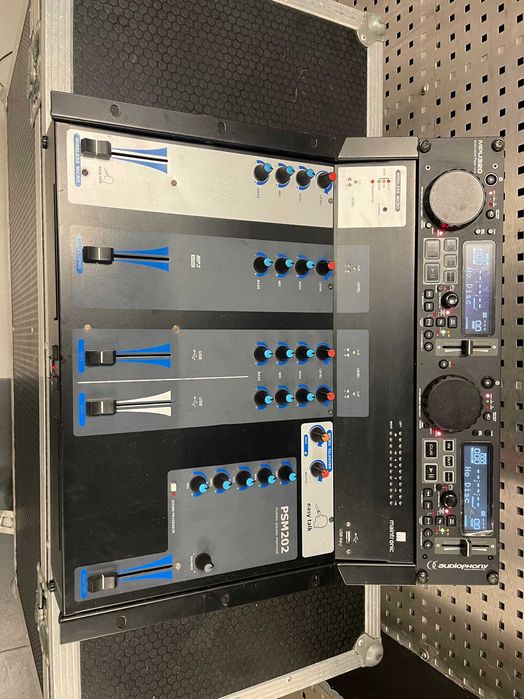 Powermikser Maintronic PSM-202 CD/MP3 USB,  Talkover, EQ,  2x400W w 4R