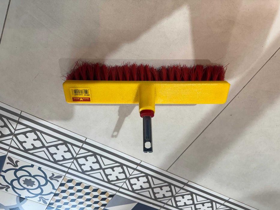 Vassoura de estrada Outils Wolf MULTI-STAR de 40 cm - UBRM40