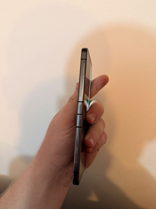 Samsung galaxy flip 5