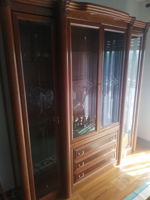 Móvel de sala +mesa +6 cadeiras