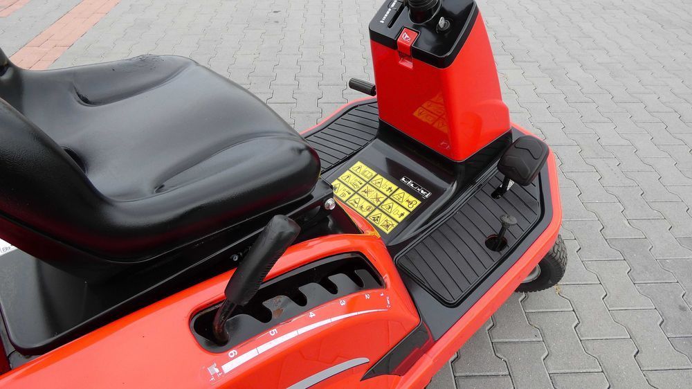 Traktorek kosiarka Snapper LT75 Briggs&Stratton (220801.4) - Baras