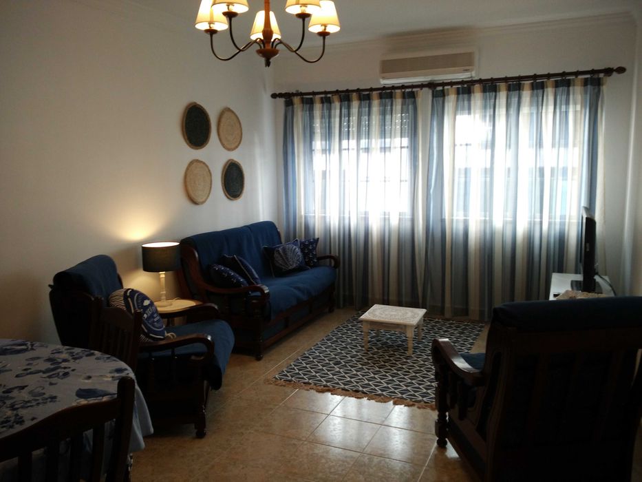 Apartamento T2 para Férias em Quarteira