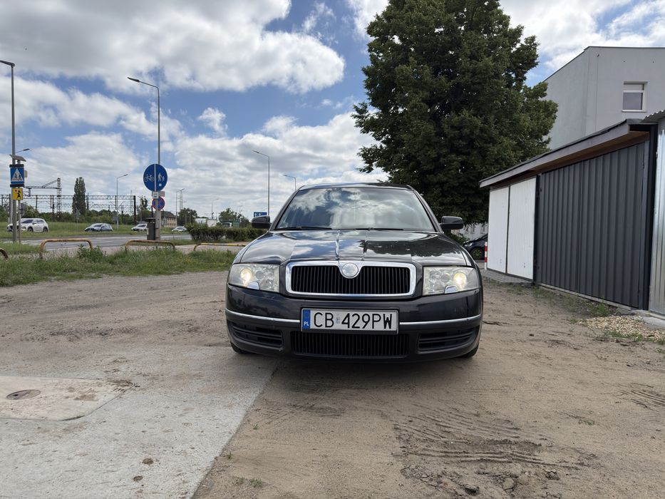 Sprzedam Skodę Super B1