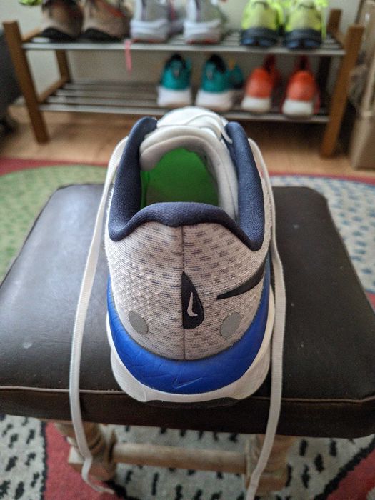 / Nike Vomero 17 / 45 / 30 km /