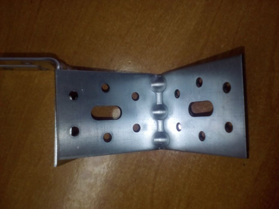 Кутики 150х150х65 монтажні покрівельні. Пластини. Власне виробництво.