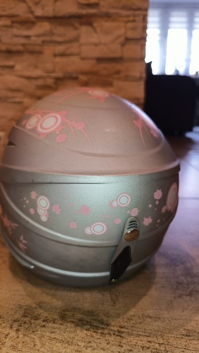 Kask narciarski dziewczecy