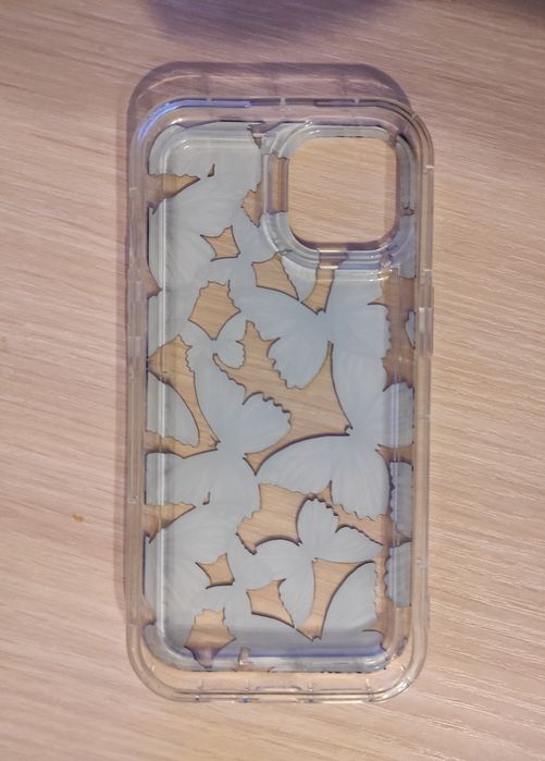 Чохли на iPhone 15