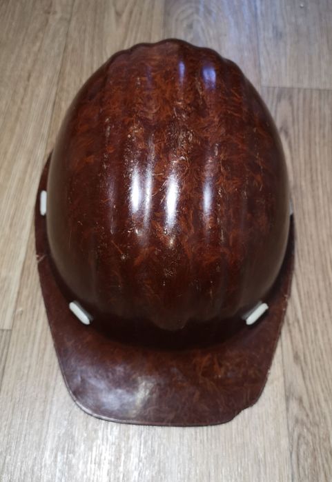 Две текстолитовые шахтерские каски, СССР, Донбас