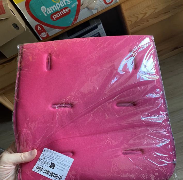 Подушка підкладка для дитячого стільчика, візочка