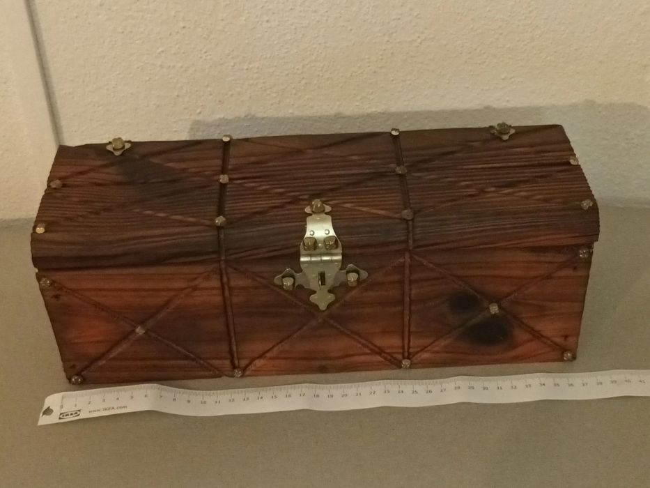 Caixa de madeira design rustico