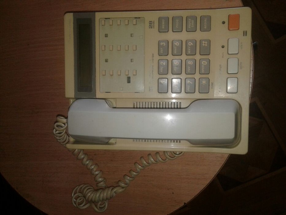 Продам телефон проводной