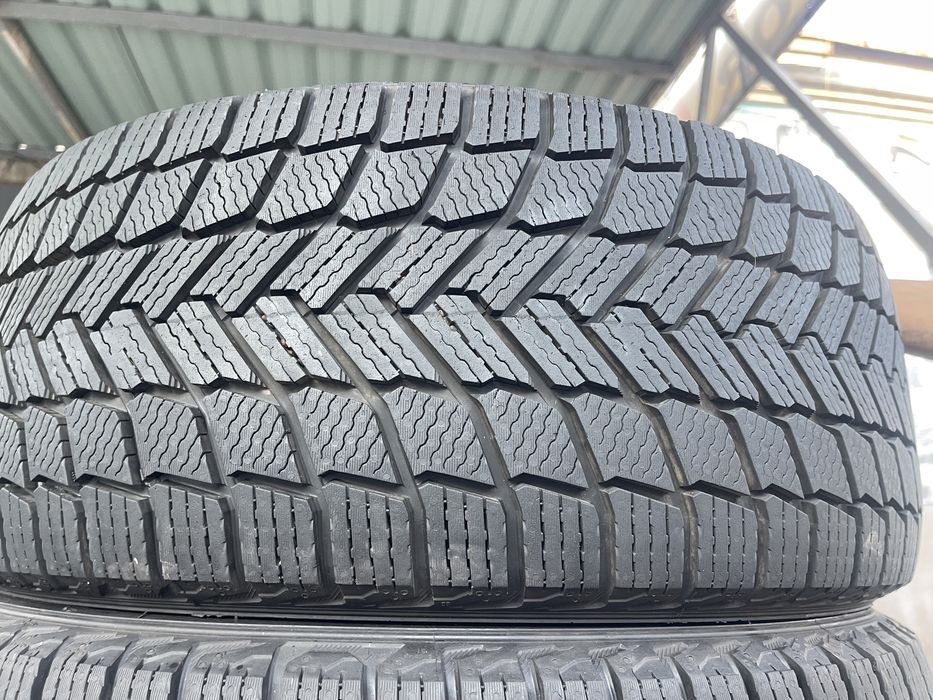 255/45R19 Michelin x-ice snow-4шт 25год