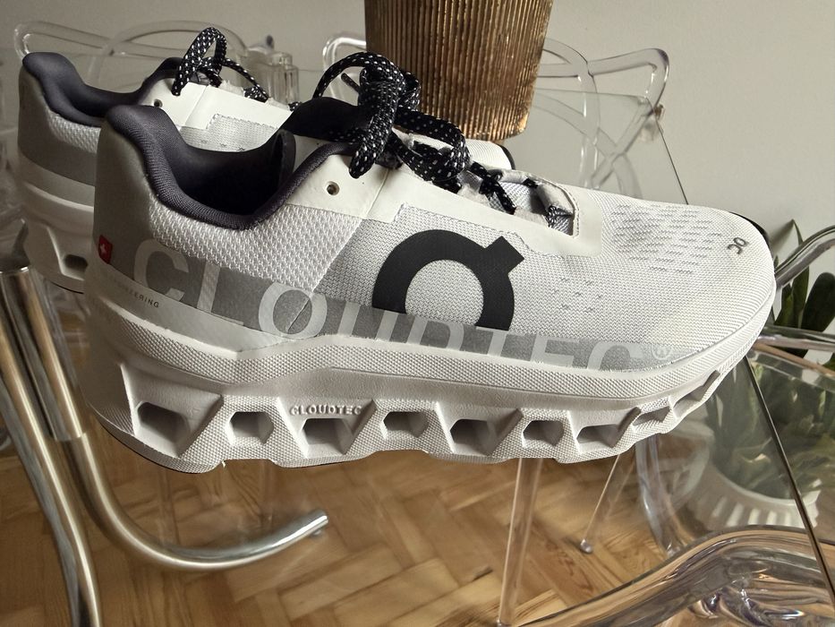 Tenis On Cloud mulher