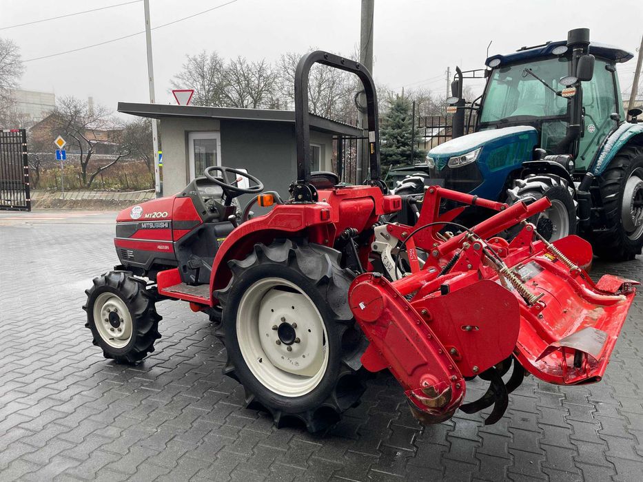 MITSUBISHI mt-200 Японський Трактор