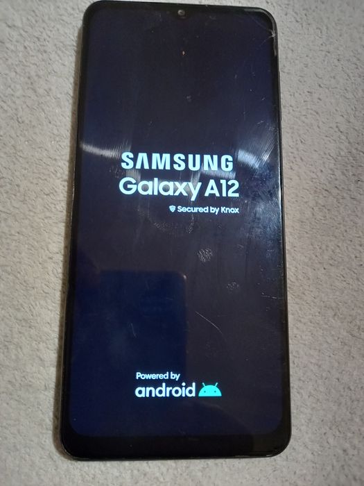 Samsung galaxi A12  32gb semi usado