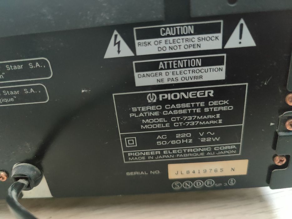 Кассетная дека Pioneer CT-737 Mark II