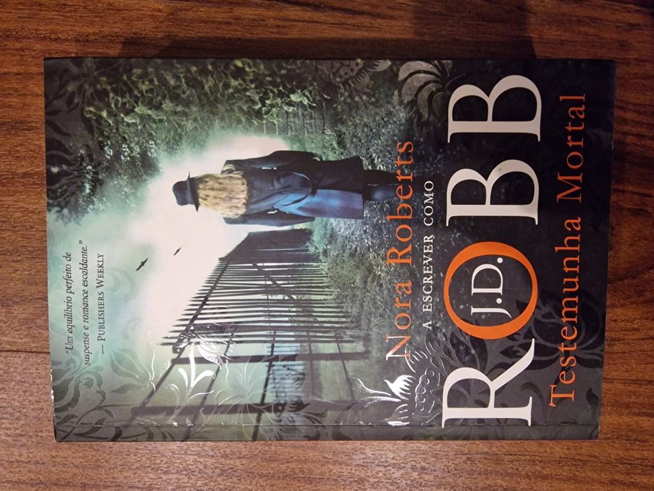 Livros JD Robb, Nora Roberts e Sveva Casati Cedofeita, Santo Ildefonso ...