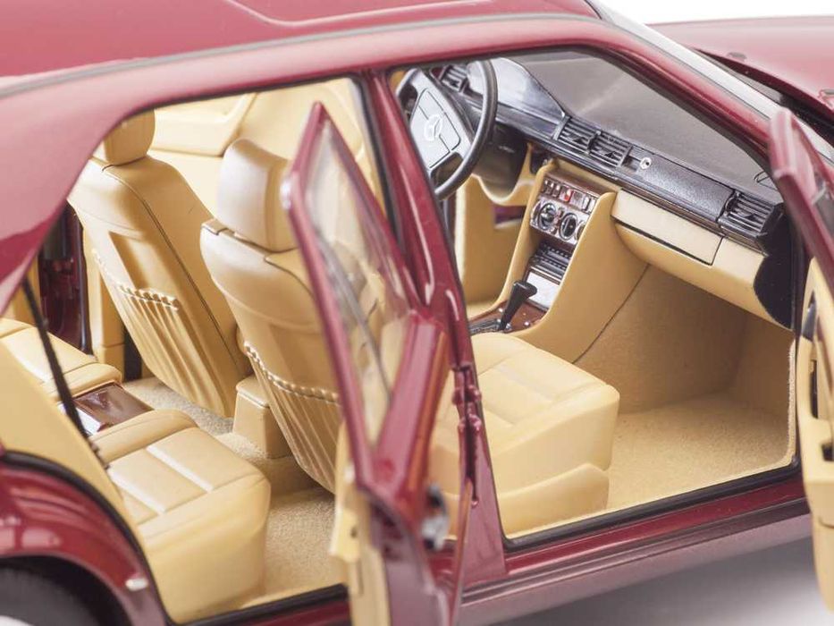 1:18 Mercedes 500 E (W124) Dealer Edition Norev L.E. 1/2000