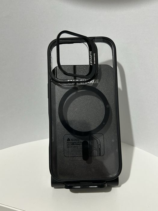 Etui magnetyczne panel Magsafe plecki uchwyt Apple iPhone 16 16 Pro