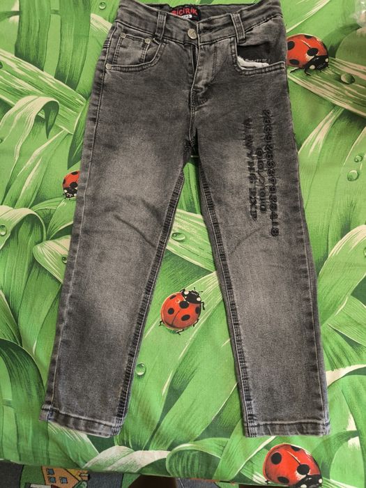 Новые Джинсы на мальчика 5-6 лет
