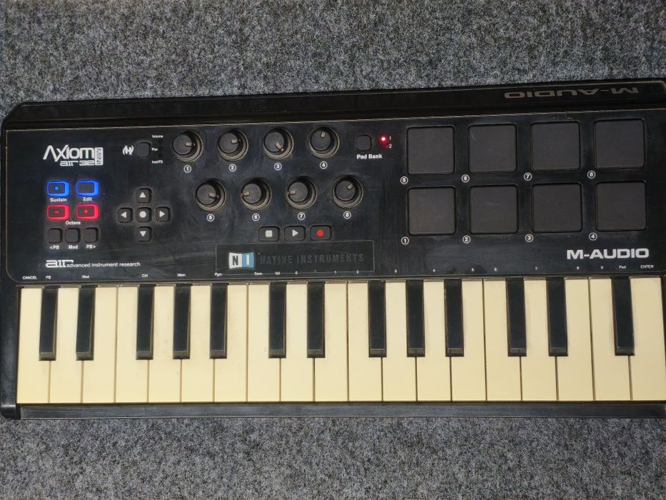 M-Audio Axiom Air Mini 32 | Controlador MIDI Compacto (Como Novo)