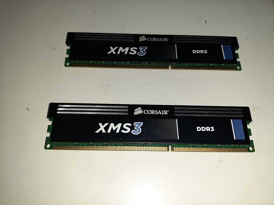 4GB DDR3 1600mhz Corsair -cmx4gx3m2a1600c9