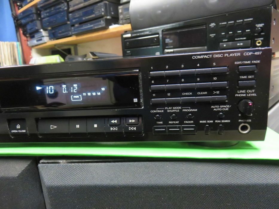 CD Sony Compact CDP-497