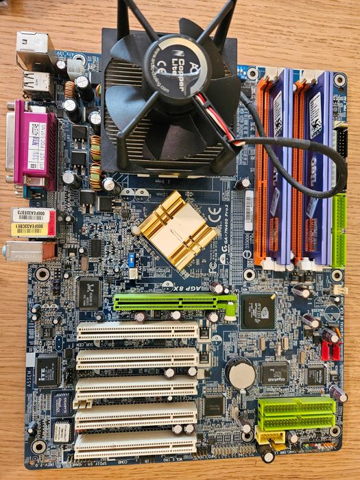 Płyta główna Gigabyte GA-7N400 Pro2