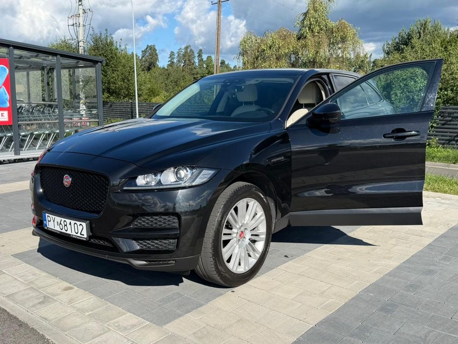 Jaguar F-Pace