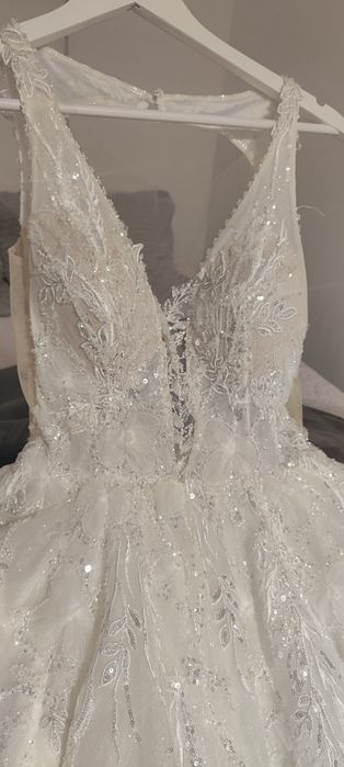 Vendo vestidos de noiva e damas