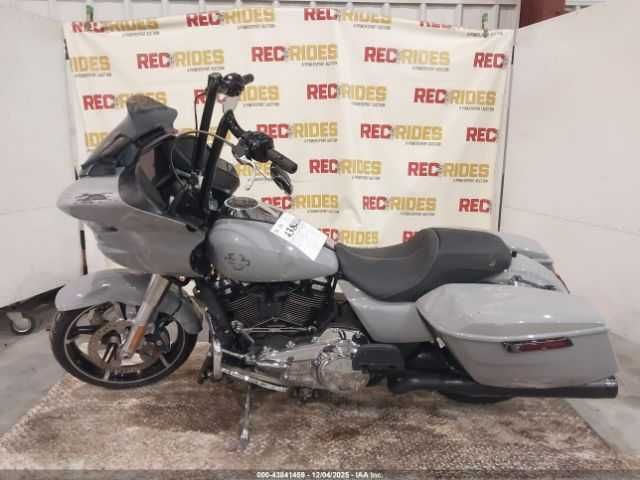 Harley-Davidson FLTRX 2024