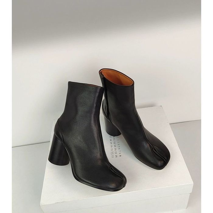 Чорні чоботи под  Maison Margiela Tabi  38р