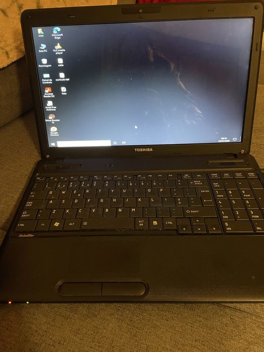 Toshiba satellite C660D-143