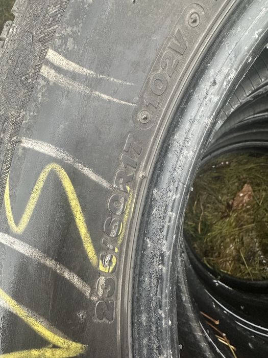 Резина BRIDGESTONE літо 235/60 R17