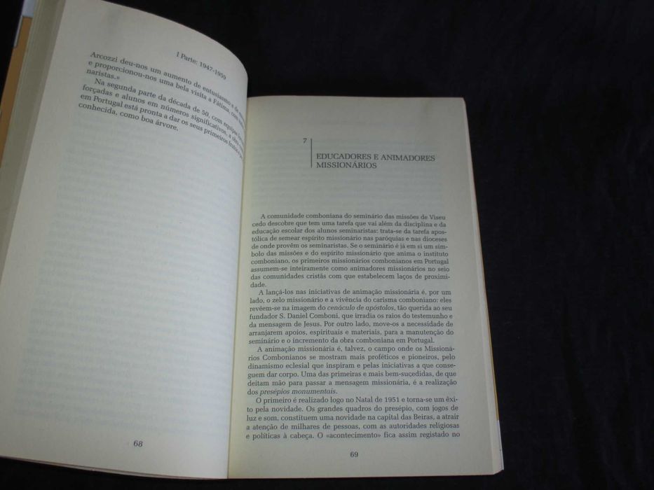 Livro Uma História Singular Missionários Combonianos em Portugal