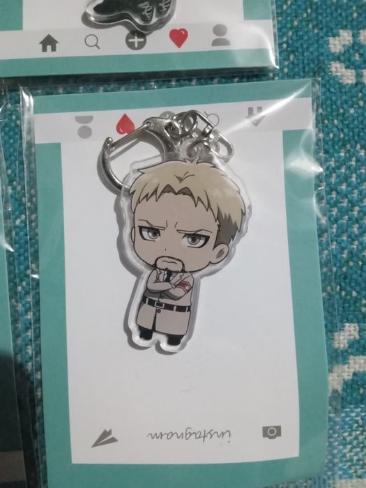 Брелки Ханако Кун, Атака титанів, Клинок розсікаючий демонів